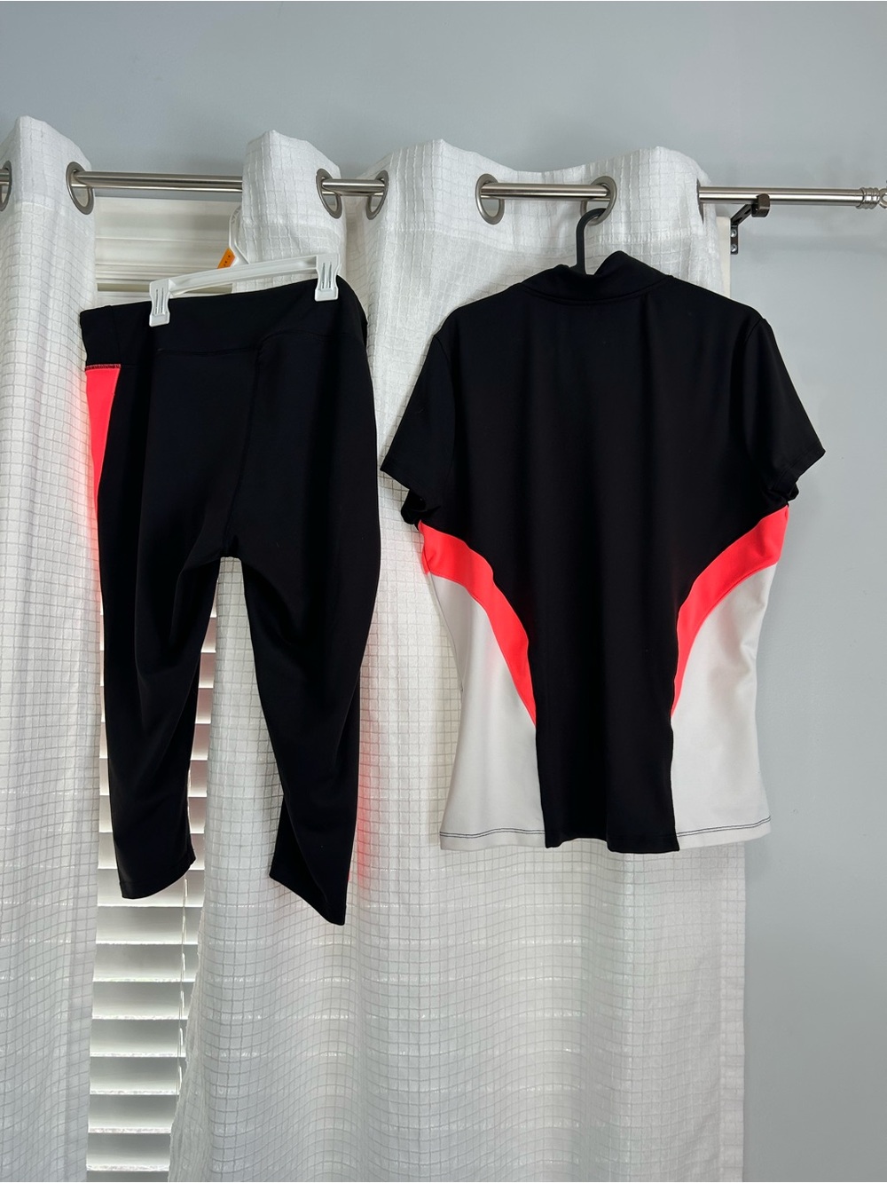 Women's Black & Coral Active Jacket and Capri Leggings Set - Picture 4 of 12